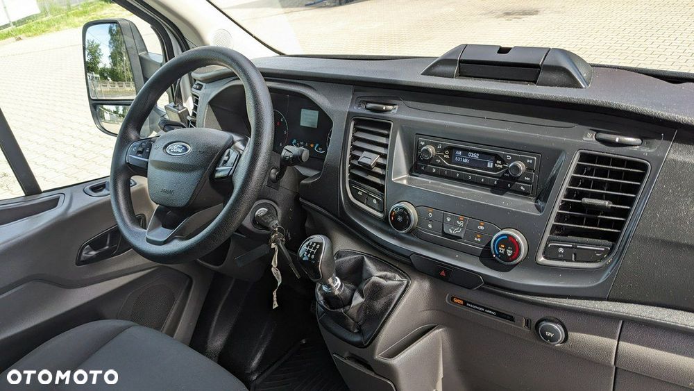Ford Transit - 13