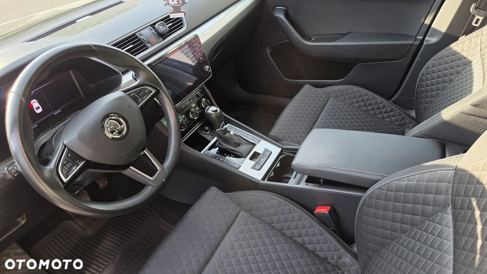 Skoda Superb 2.0 TDI SCR Ambition DSG - 10