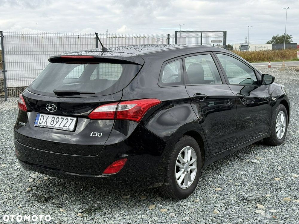 Hyundai i30 1.4 Fifa World Cup Edition - 9