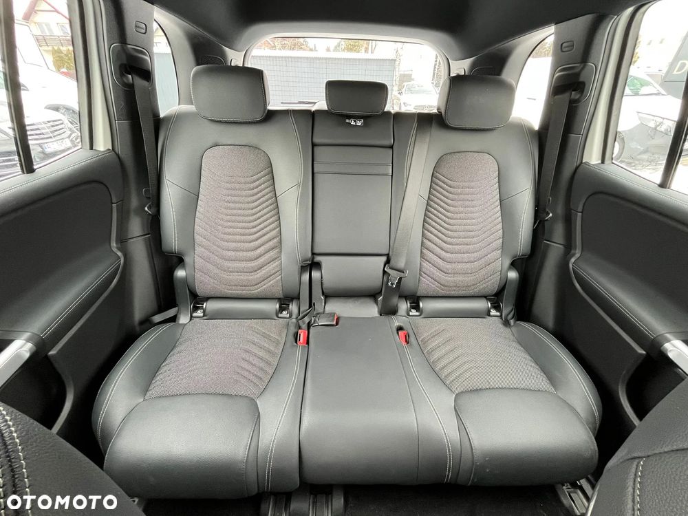 Mercedes-Benz EQB 250 70.5kWh Progressive 7os - 21