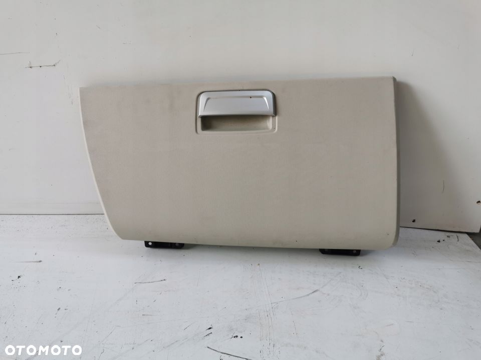 Klapa SCHOWKA VOLVO FH4 - 1