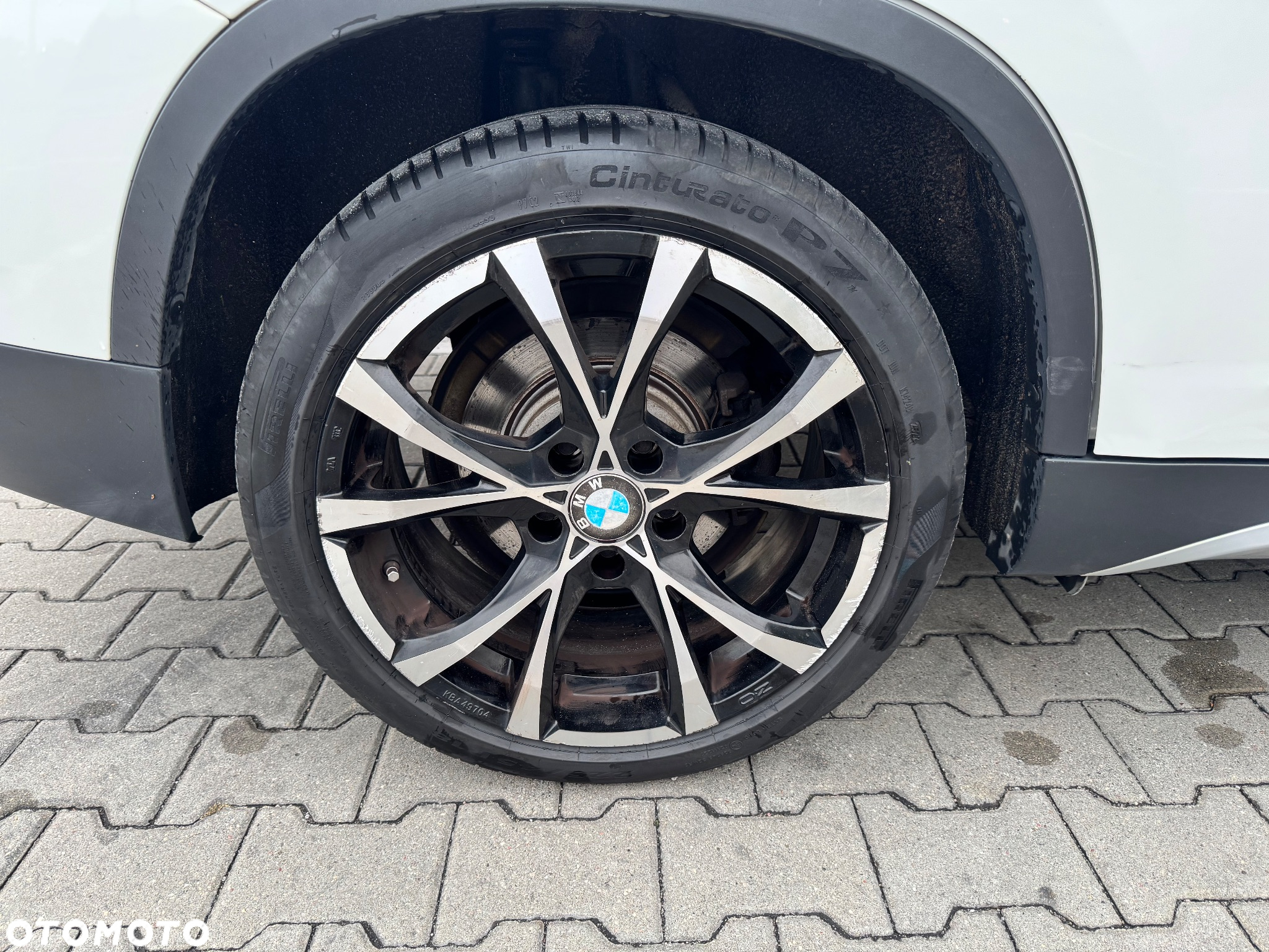 BMW X1 xDrive18d - 16