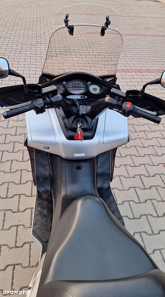 Honda Silver Wing - 10