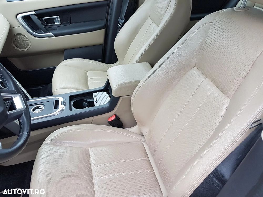 Land Rover Discovery Sport - 9