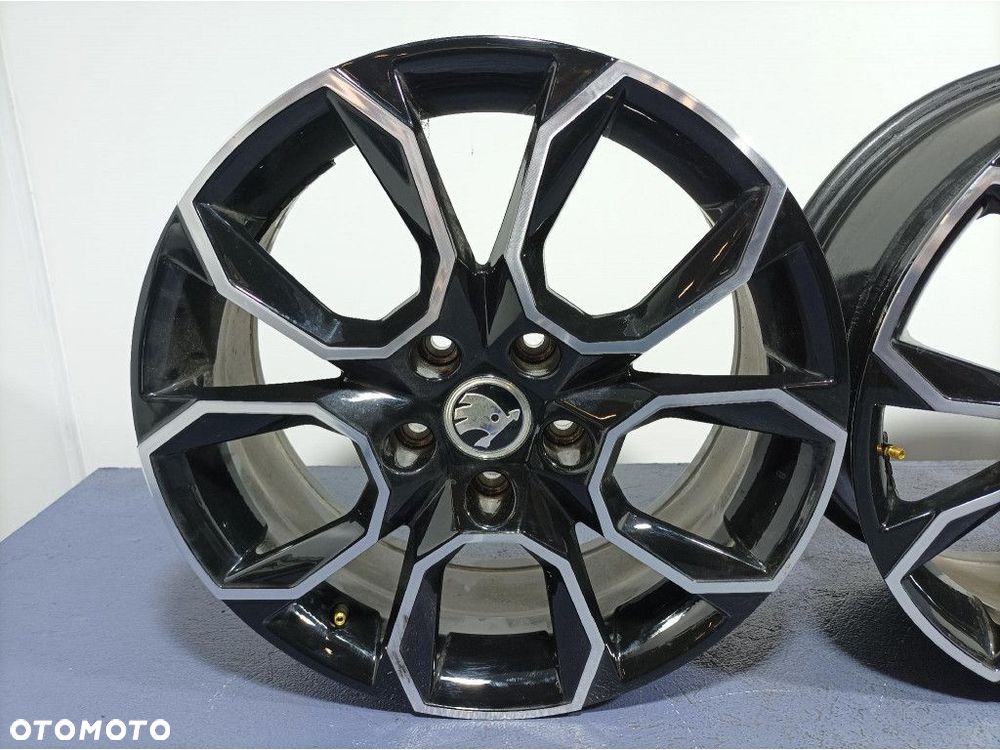 SKODA SUPERB III FELGI ALUMINIOWE R17 5X112 17X7J ET40 - 2