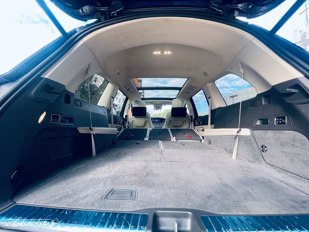 Mercedes-Benz GLS 400 d 4Matic - 30