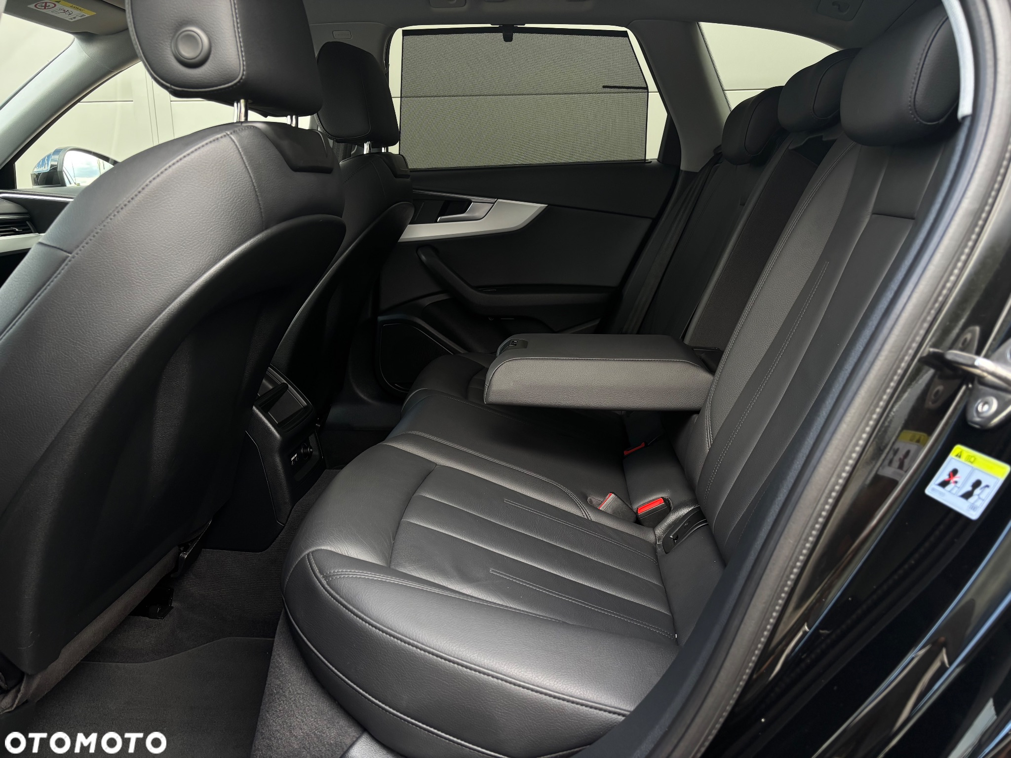 Audi A4 2.0 TDI Design S tronic - 19