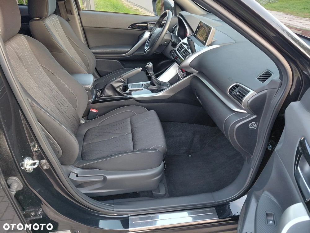Mitsubishi Eclipse Cross - 28