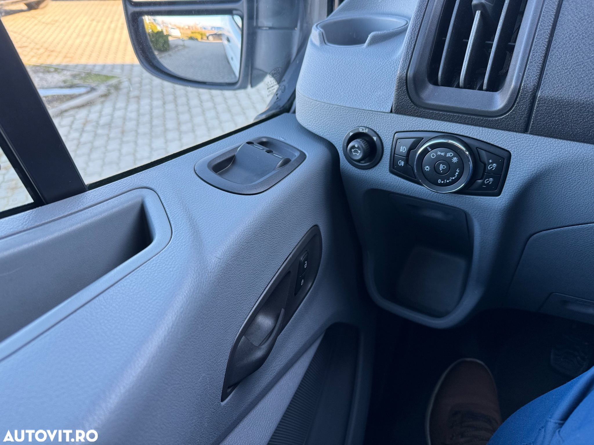 Ford Transit - 21