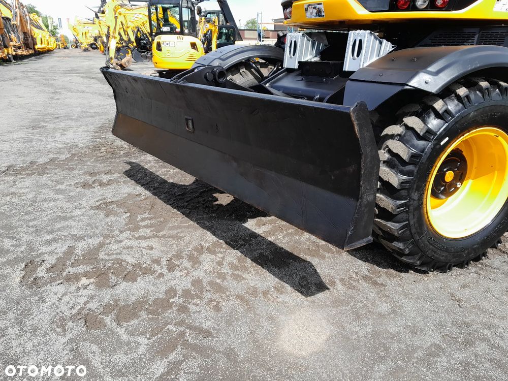 JCB HYDRADIG 110W - 17