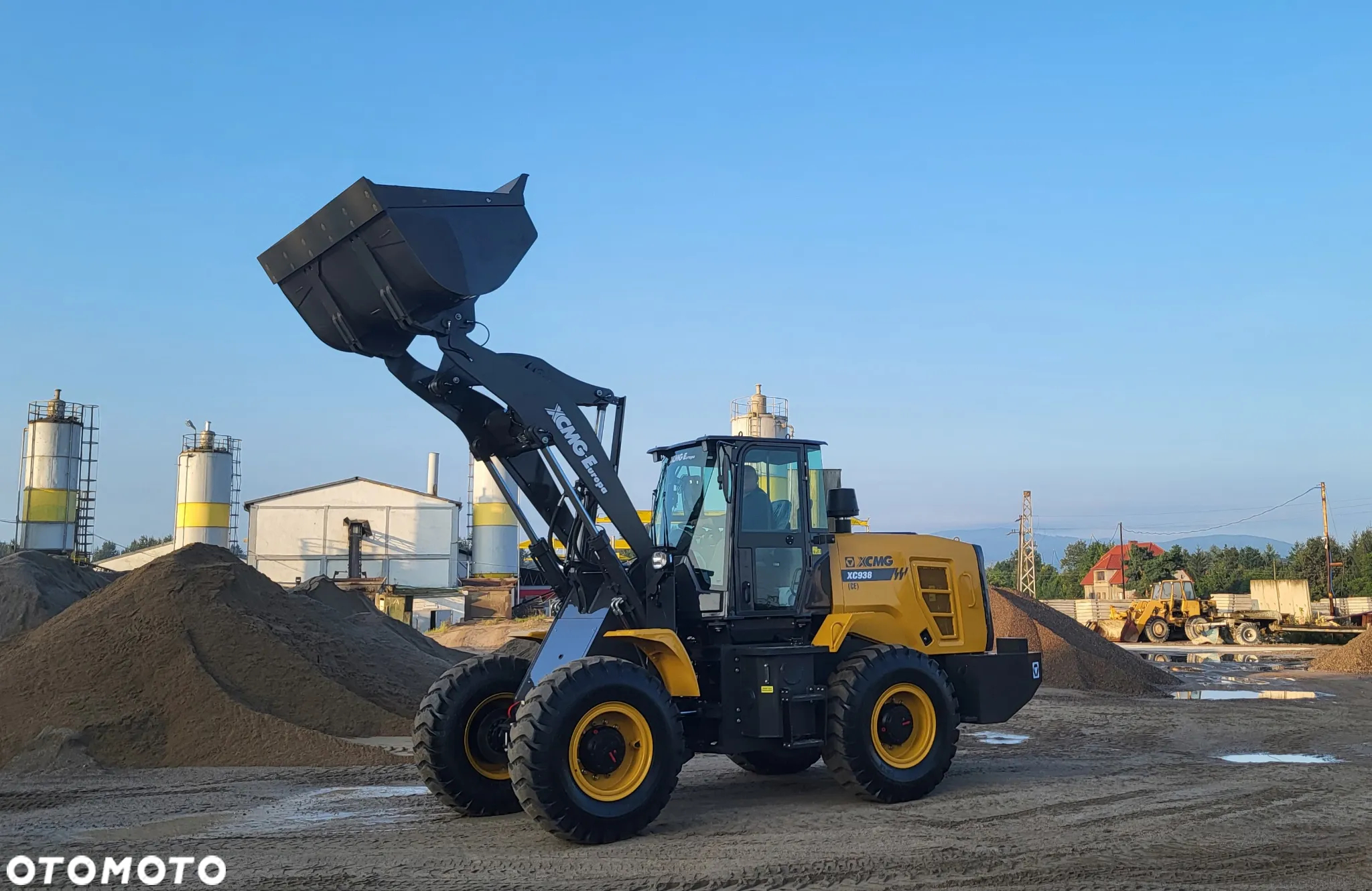Fadroma Ładowarka kołowa XCMG XC938  ZL30G - 3