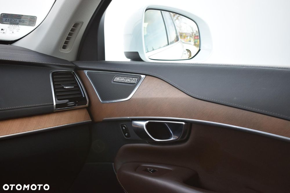 Volvo XC 90 D5 SCR AWD Inscription - 16