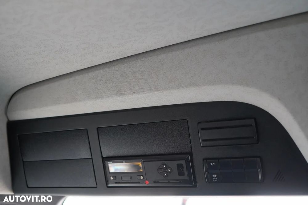 Mercedes-Benz AROCS 3243 / 8x4 / BASCULĂ DUBLU 6,1 M / LOCUL POSTAL HIDRODOXY / BORDMATIC / AUTOMATĂ / ANVELOPE 100% / EURO 6 / - 34