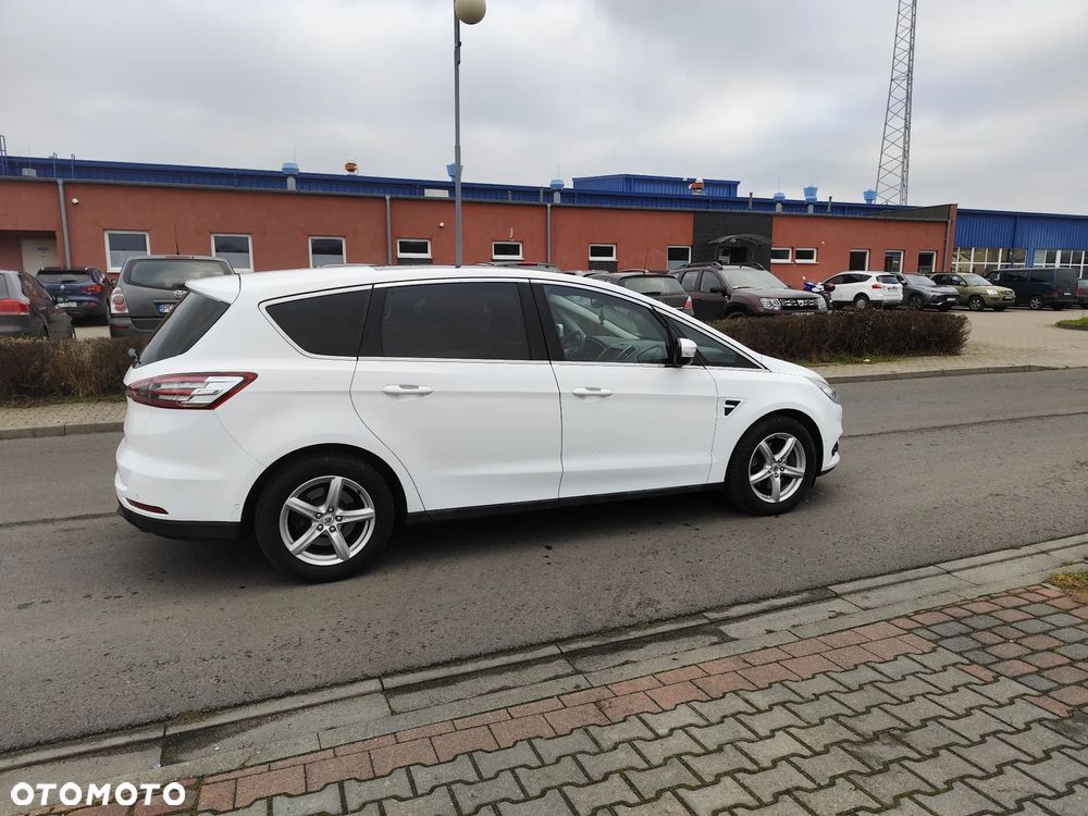 Ford S-Max 2.0 TDCi Titanium PowerShift - 7
