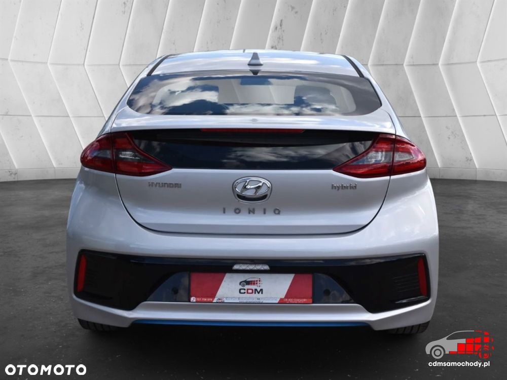 Hyundai IONIQ - 9
