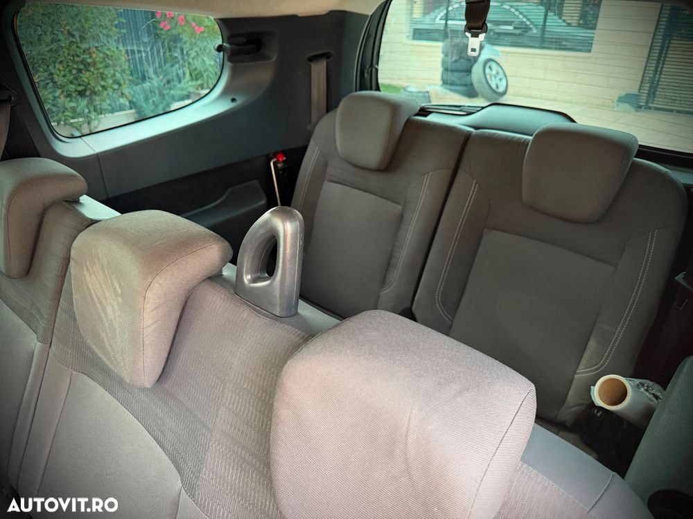 Dacia Lodgy 1.5 dCi 109 CP Laureate - 15