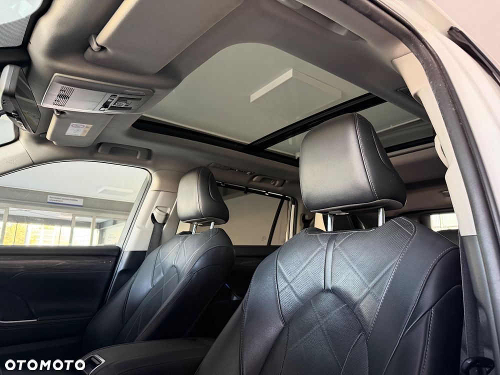 Toyota Highlander 2.5 Hybrid Executive - 21