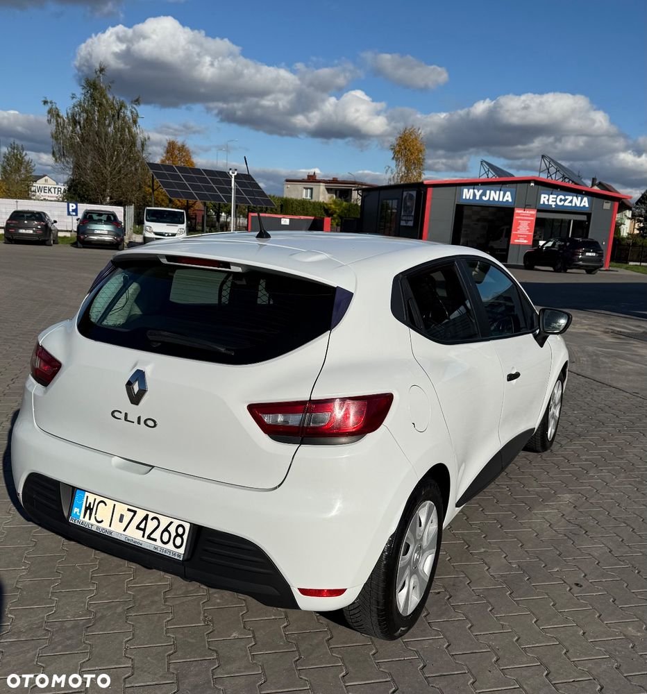 Renault Clio 1.2 16V Life - 5
