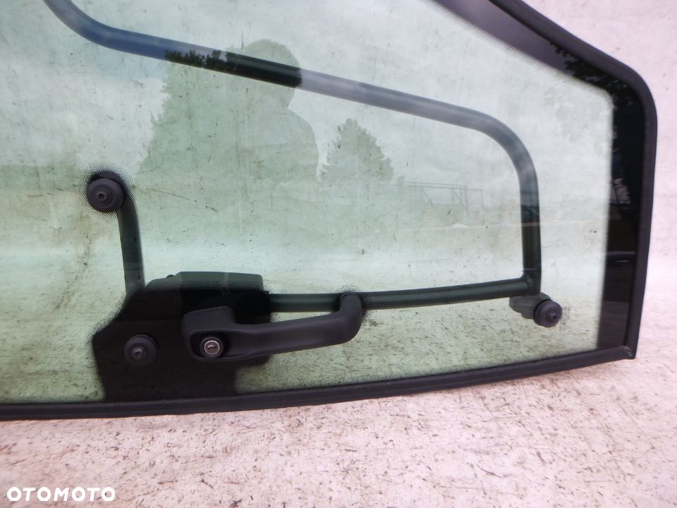 fendt 300,400,700,712 traktor szyba drzwi lewa kompletna - 10