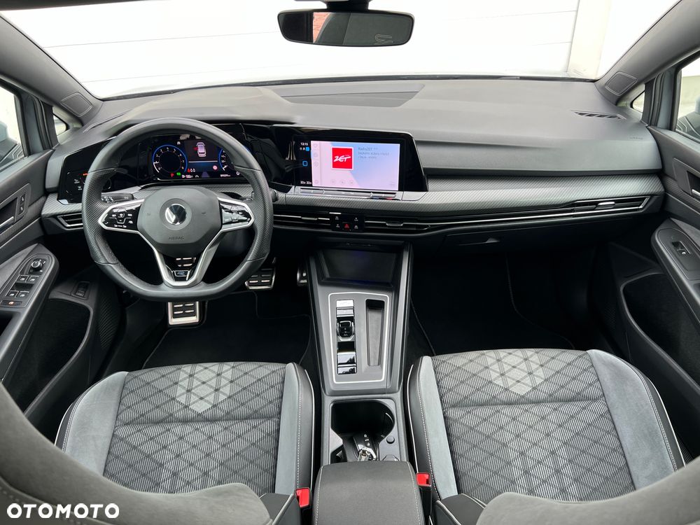 Volkswagen Golf Variant 1.5 eTSI OPF DSG R-Line - 18