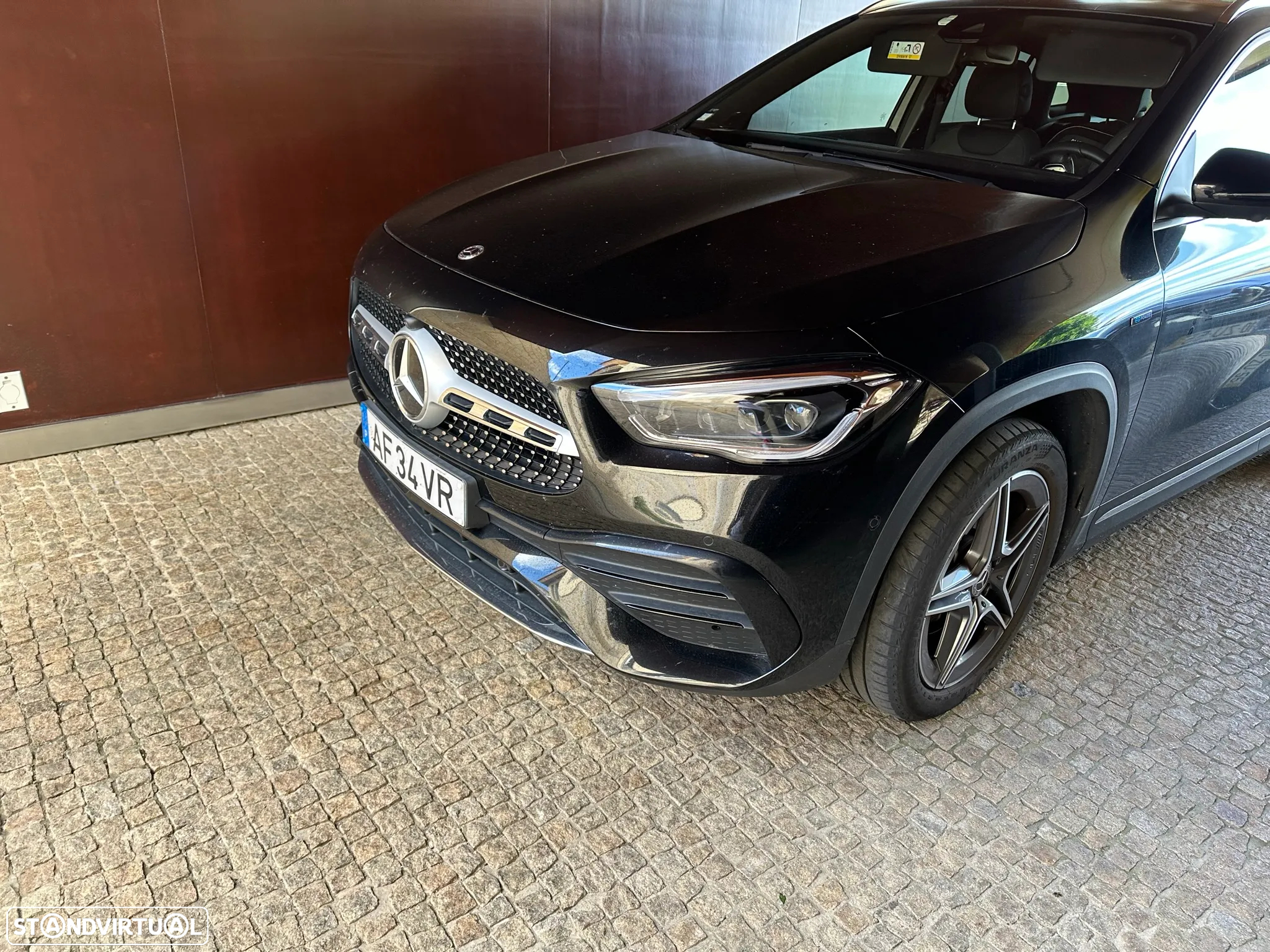 Mercedes-Benz GLA 250 e AMG Line - 3