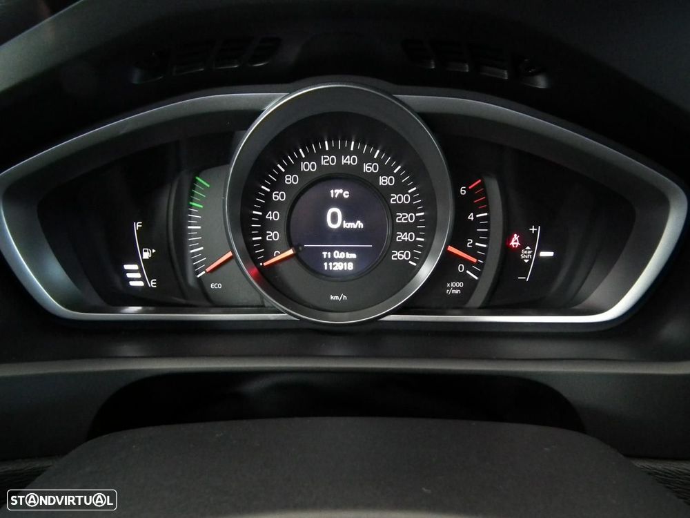 Volvo V40 1.6 D2 Kinetic - 24