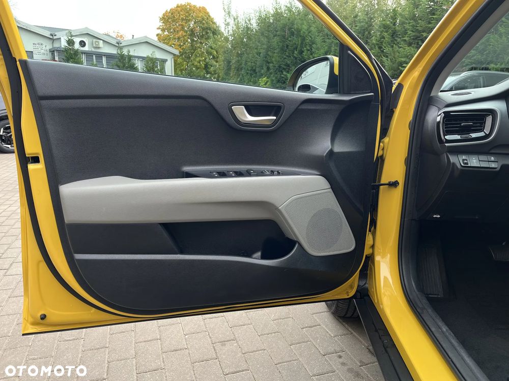 Kia Stonic 1.0 T-GDI L - 10
