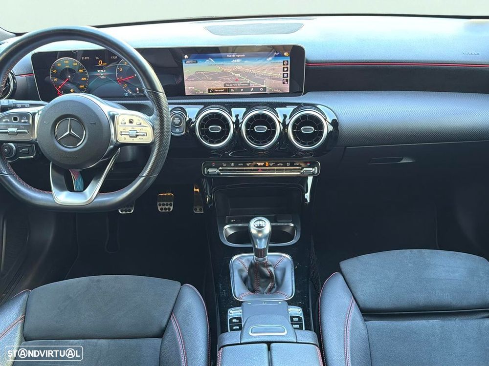 Mercedes-Benz A 200 AMG Line - 9