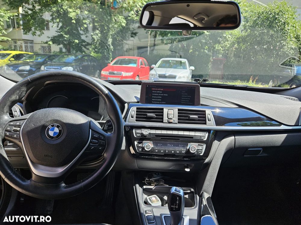 BMW Seria 3 320i xDrive AT - 7