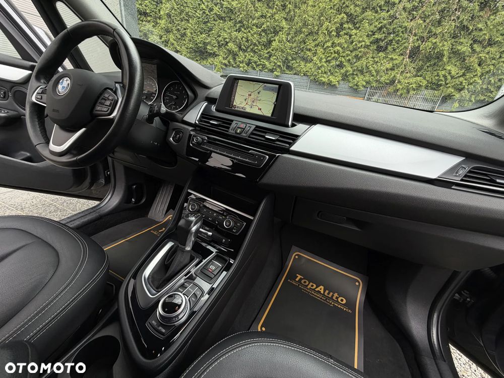 BMW Seria 2 220i Sport-Aut Advantage - 17