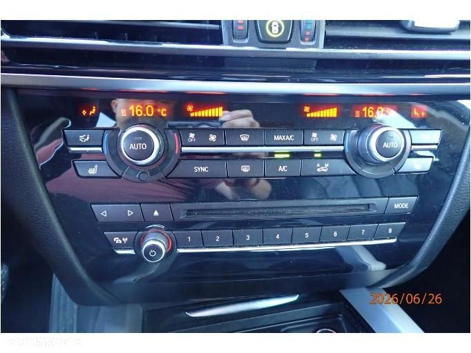 BMW X5 xDrive25d - 34