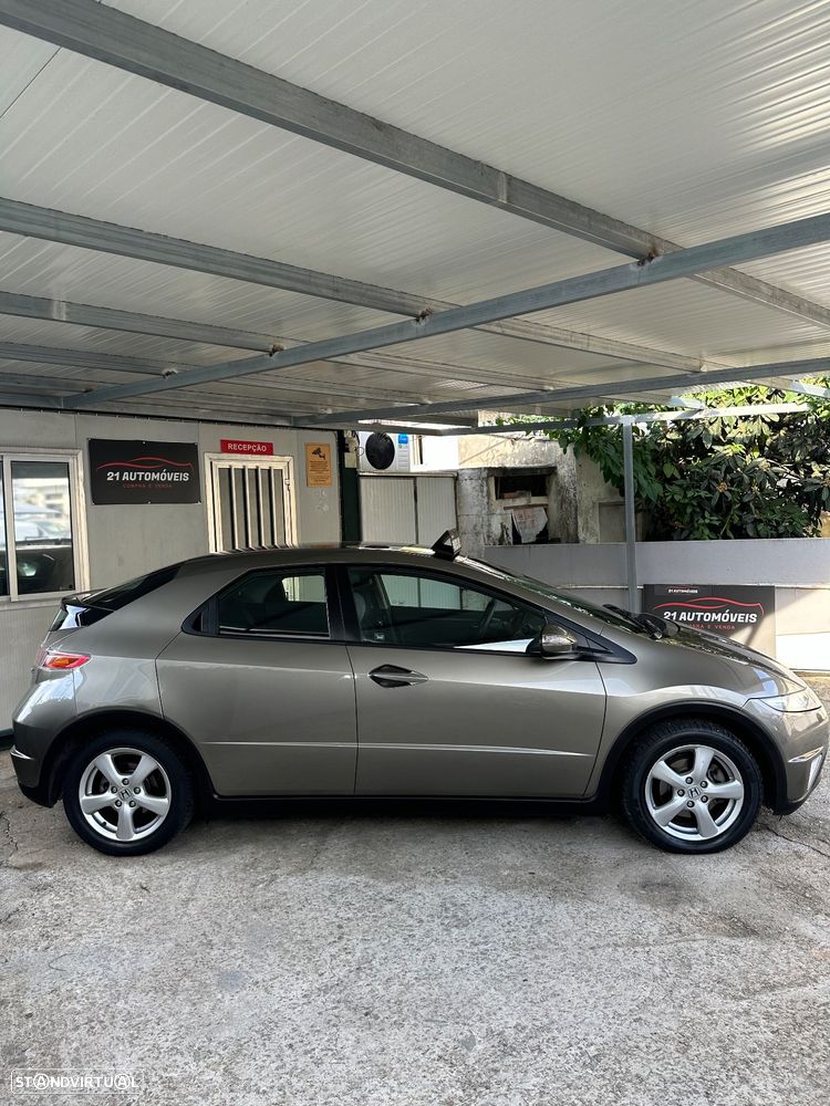 Honda Civic 1.4 Sport - 6