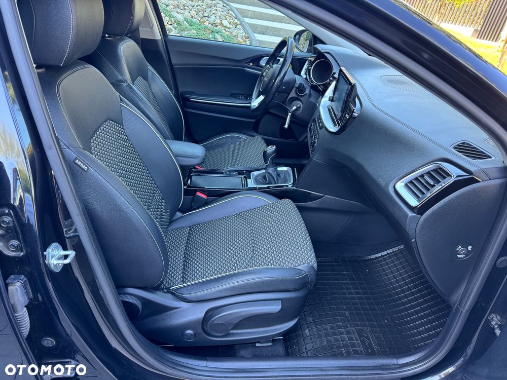 Kia Ceed 1.5 T-GDI L - 18