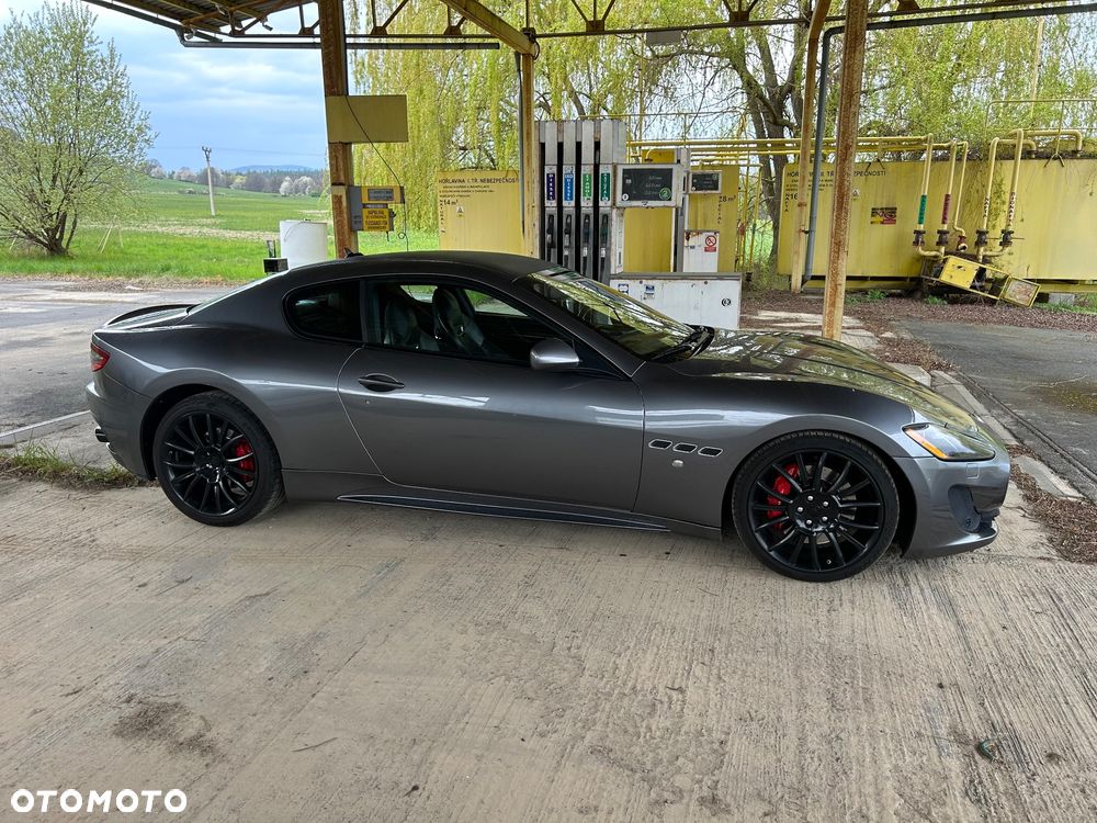 Maserati GranTurismo S Automatik - 4