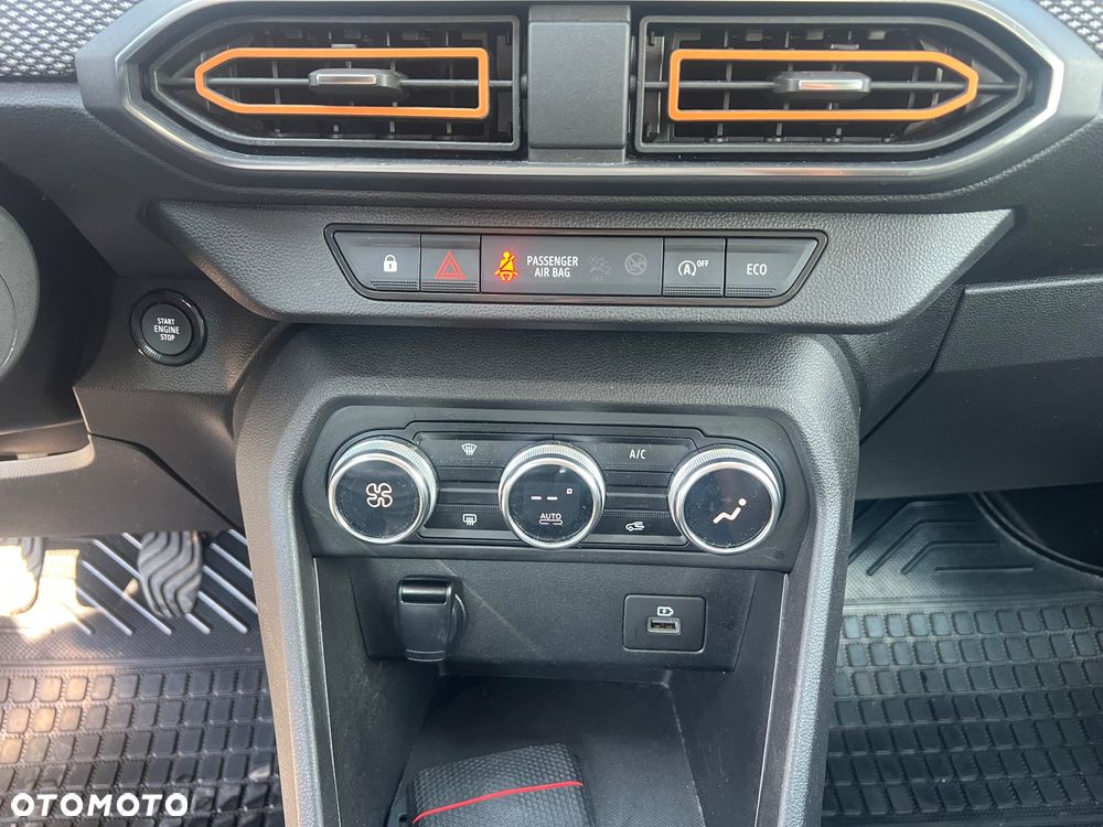 Dacia Sandero 1.0 TCe Laureate S&S - 18