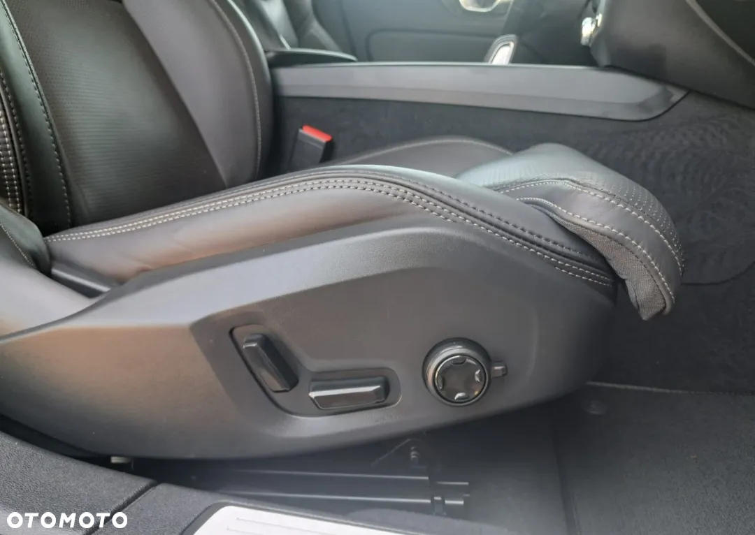 Volvo V60 B4 D Geartronic RDesign - 18