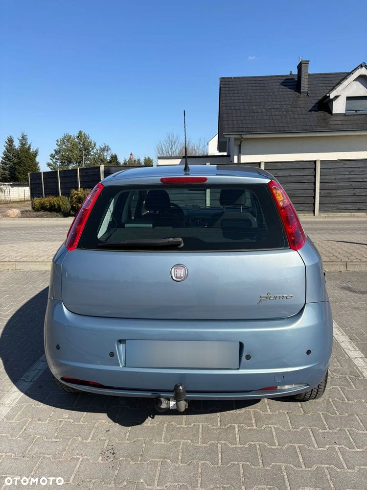 Fiat Punto 1.2 8V - 10