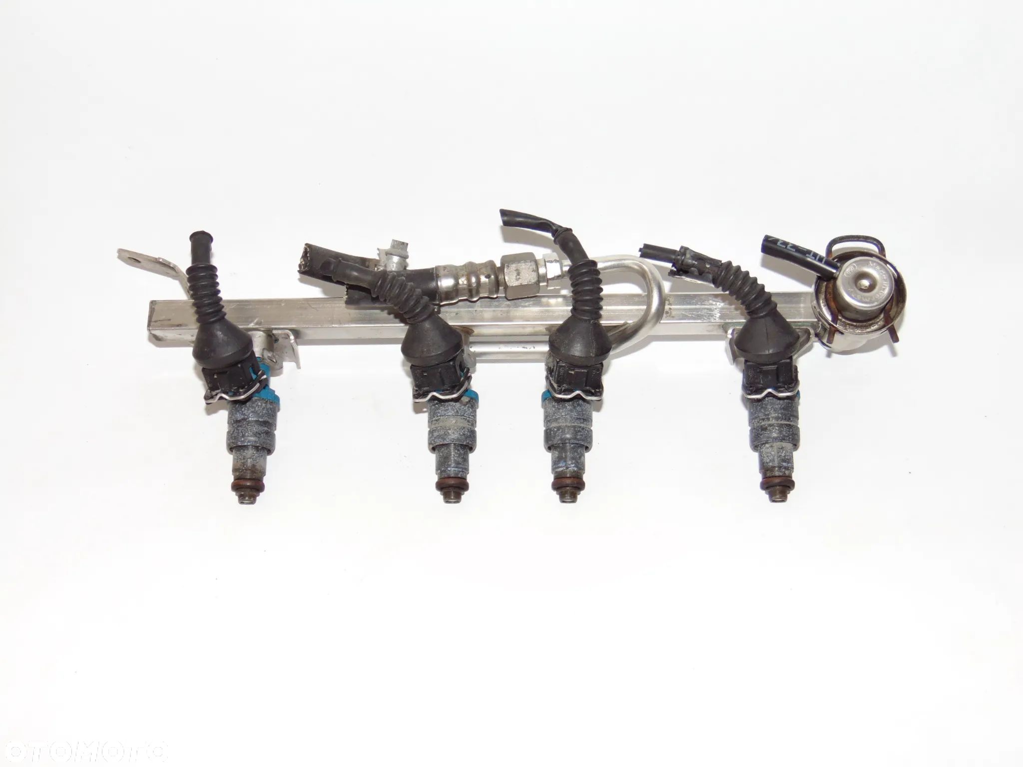 KOMPLET wtryski wtrysk paliwa 06B133551 VW Volkswagen Passat Audi A4 B5 benzyna 1.6 - 1