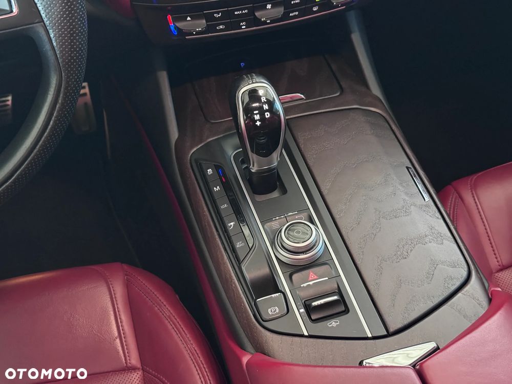 Maserati Levante S Q4 - 16