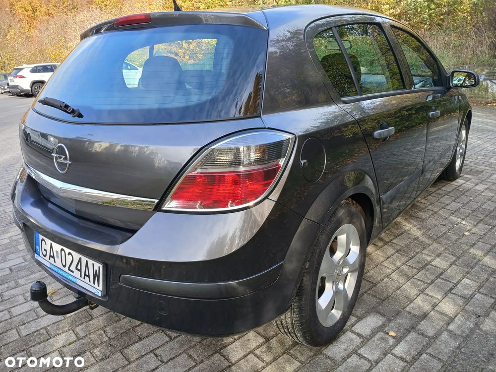 Opel Astra III 1.6 - 8