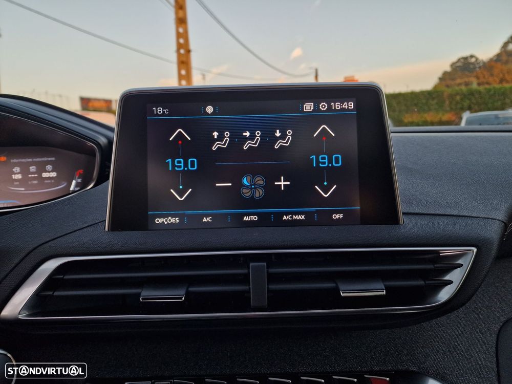 Peugeot 3008 1.2 PureTech GT Line - 33