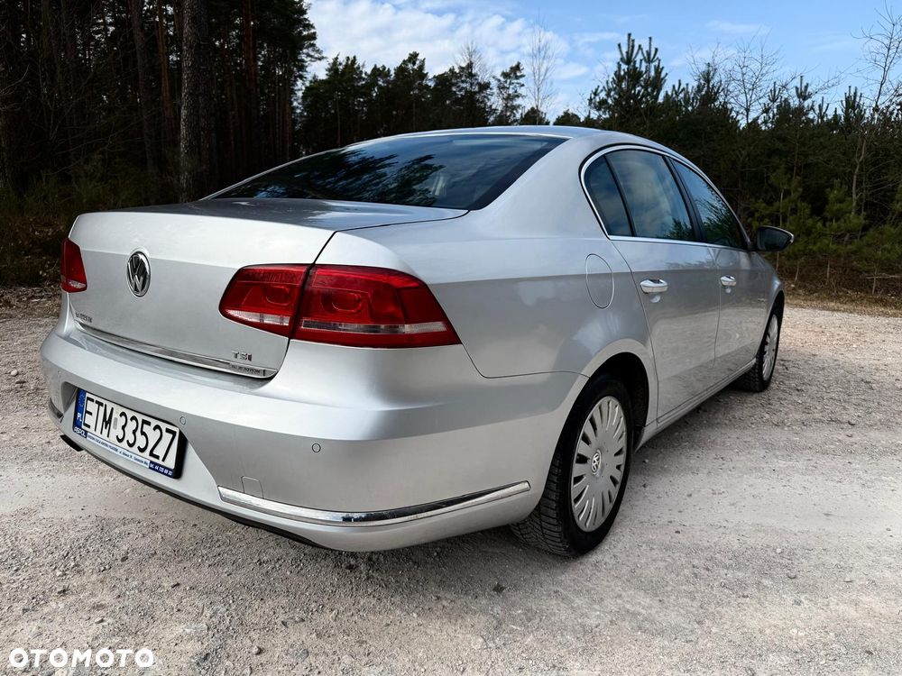 Volkswagen Passat 1.4 TSI DSG BlueMotion Technology Highline - 22