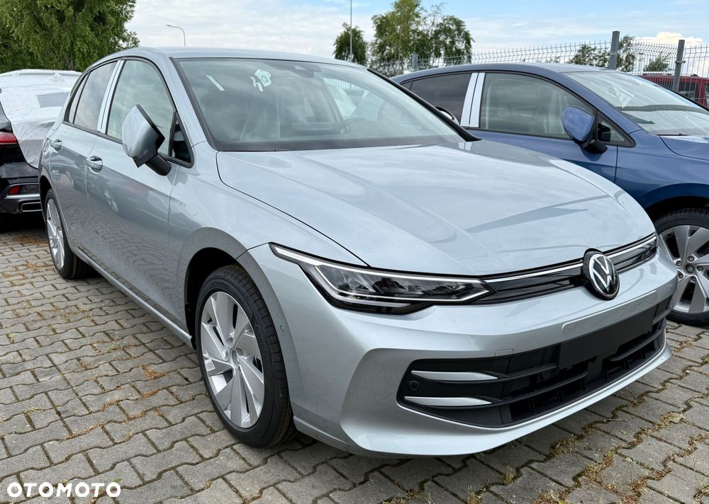 Volkswagen Golf - 14