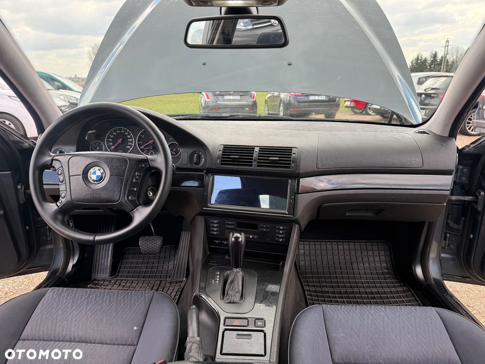 BMW Seria 5 - 11