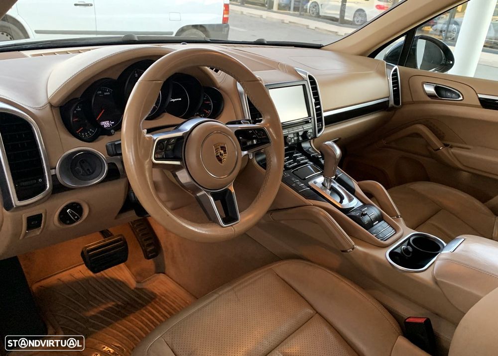Porsche Cayenne Platinum Edition - 5