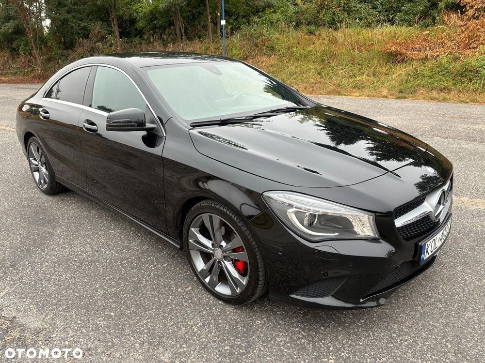 Mercedes-Benz CLA 180 Urban - 1