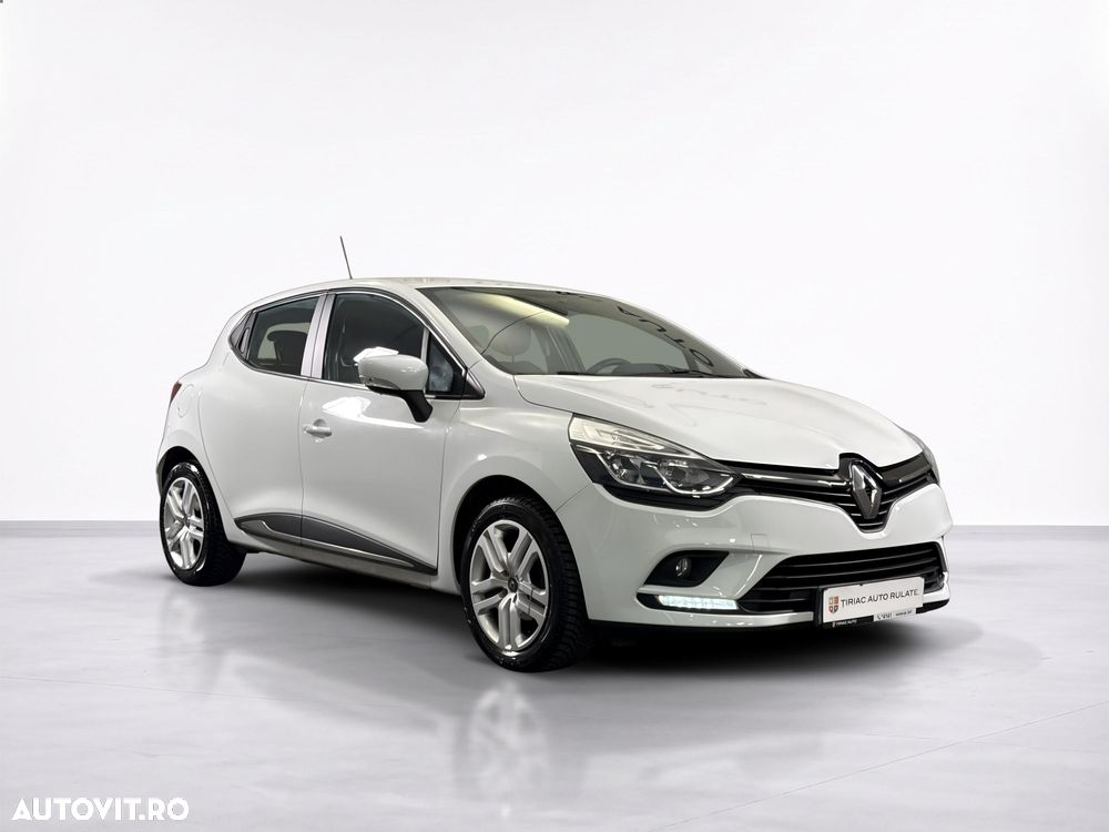 Renault Clio - 8