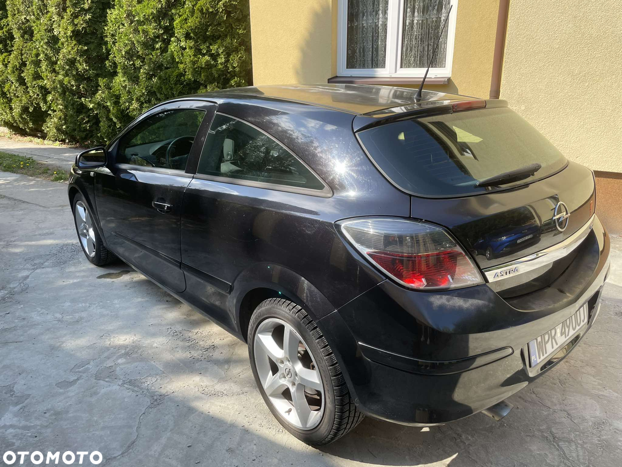 Opel Astra III GTC 1.8 Sport - 4
