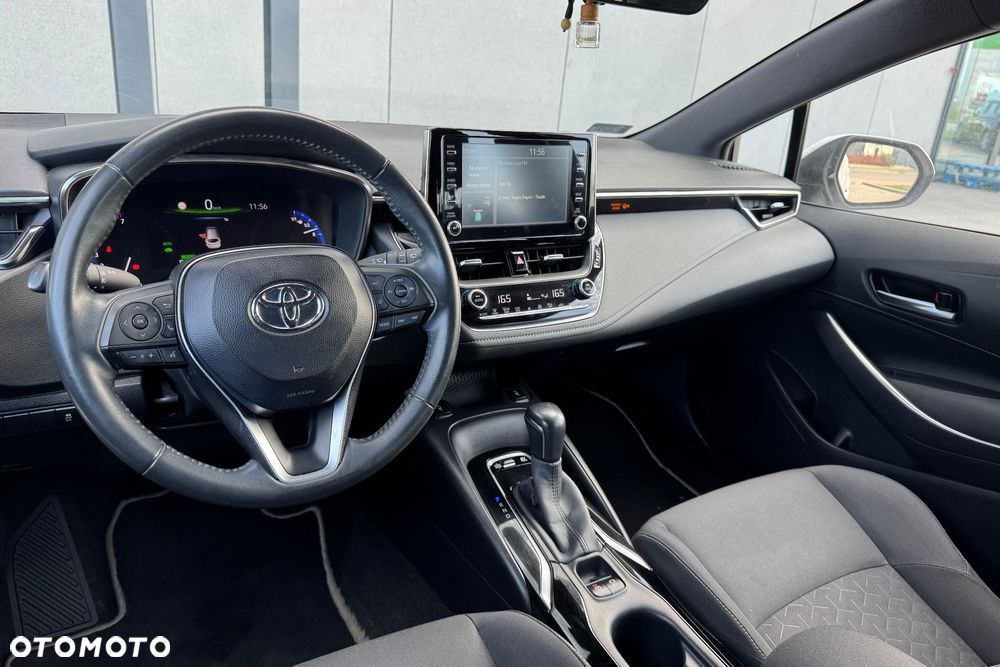 Toyota Corolla 1.8 Hybrid Comfort - 34