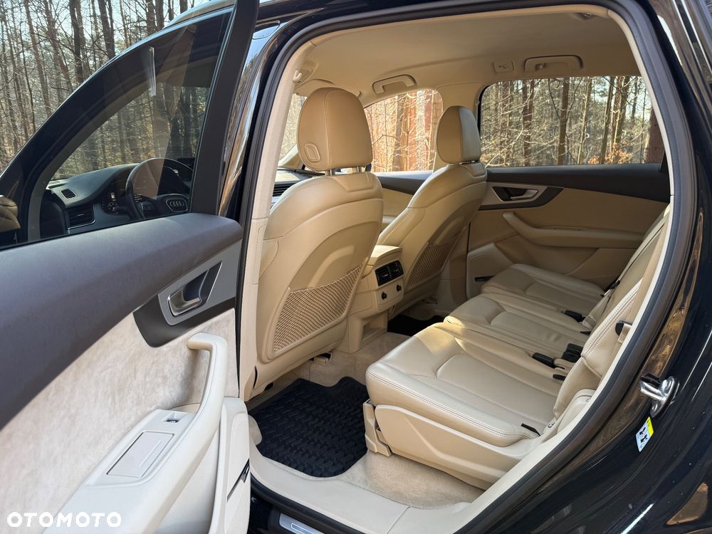 Audi Q7 - 29